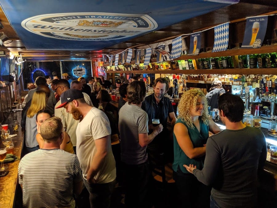 How to Make Your Bar Stand Out from the Competition